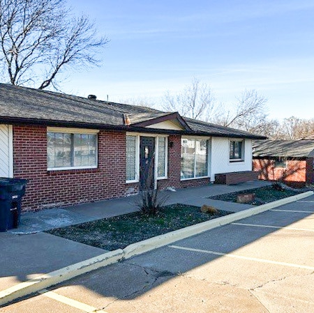 1623 SE Washington Blvd, Bartlesville, OK for lease Primary Photo- Image 1 of 13