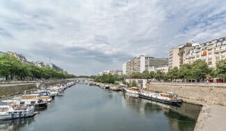 Plus de détails pour Commerce de détail à vendre