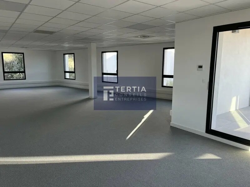 Office in Grabels for lease Interior Photo- Image 1 of 8