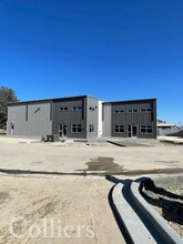 1586 N Debra Dr, Nampa, ID for lease Interior Photo- Image 2 of 11