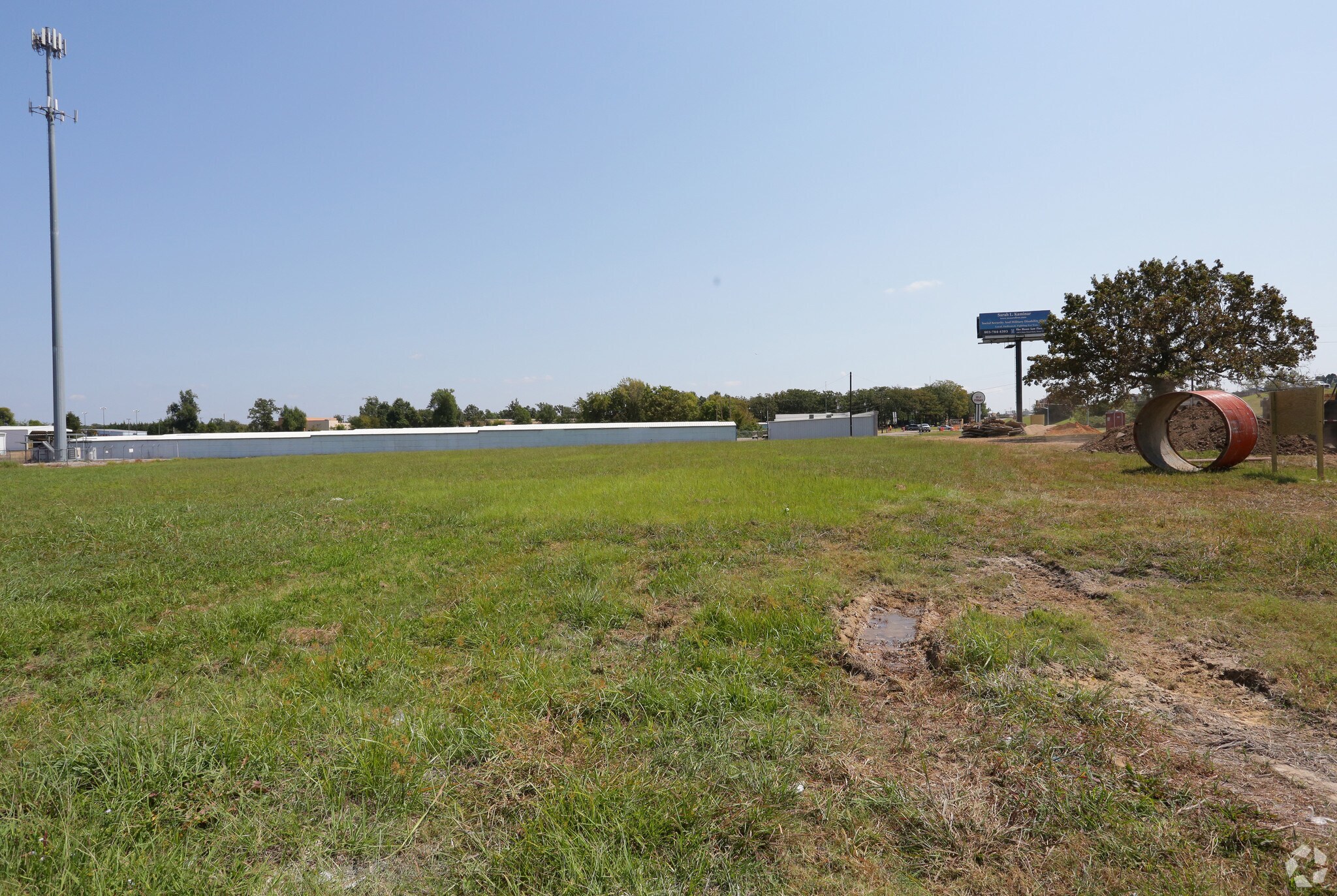 2300 NE Loop 286, Paris, TX à vendre Photo principale- Image 1 de 4