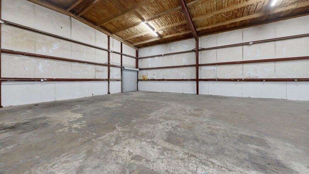 12826 Hempstead Rd, Houston, TX à louer - Numérisation 3D de Matterport - Image 2 de 18