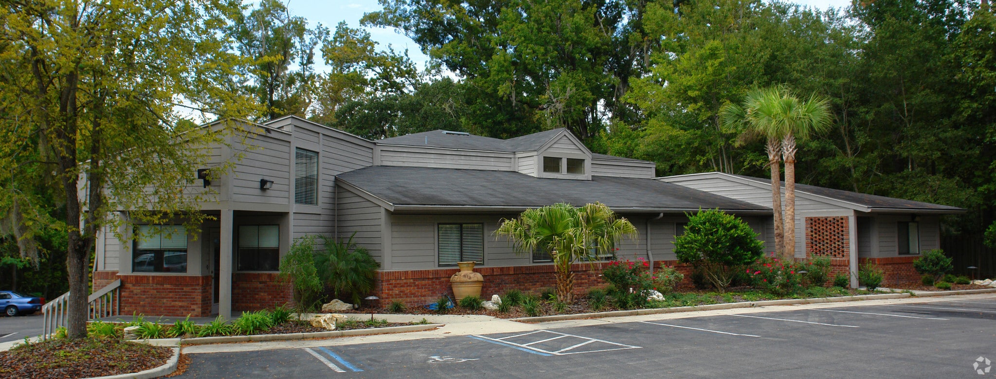 1034 NW 57th St, Gainesville, FL for lease Primary Photo- Image 1 of 55