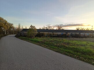 Plus de détails pour Calle de San Bartolo, 1062, Cacabelos - Terrain à vendre