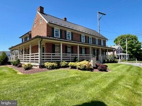 699 W Baltimore Pike, West Grove, PA à louer Photo intérieure- Image 1 de 6