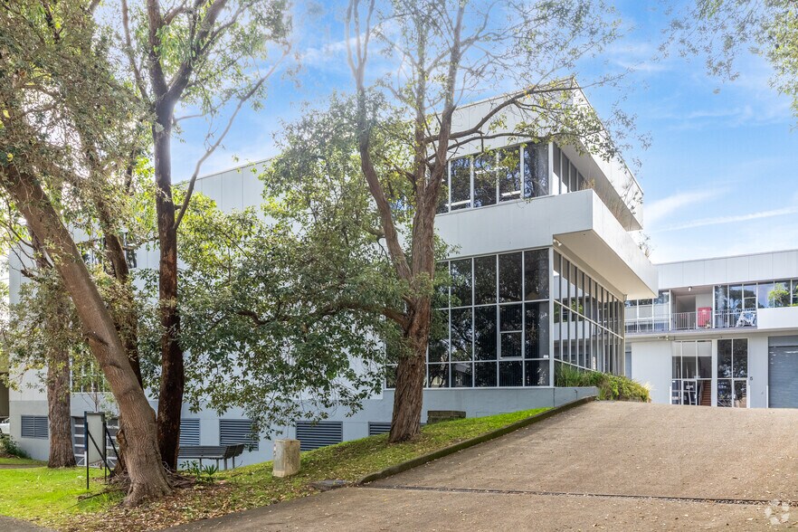 8 Apollo St, Warriewood for sale - Building Photo - Image 1 of 5