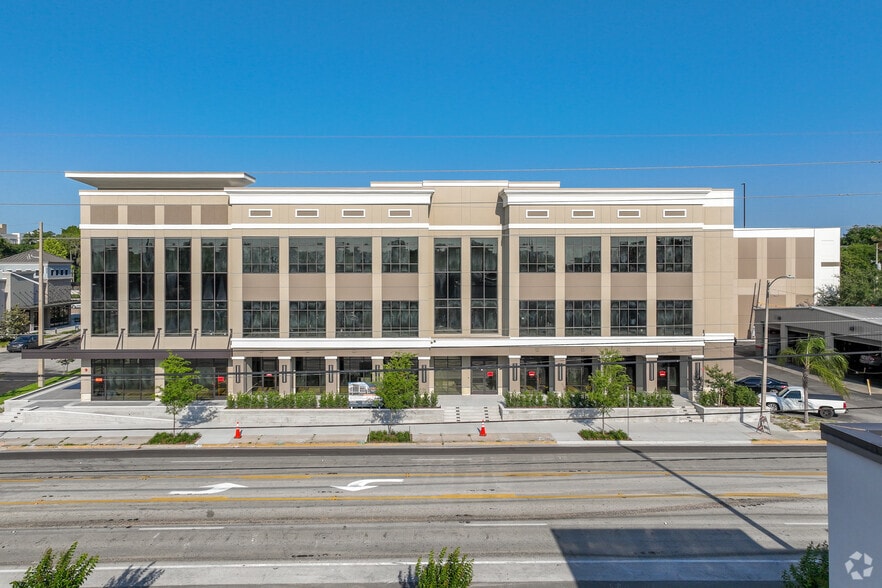 2130 S Orange Ave, Orlando, FL à louer - Photo du bâtiment - Image 2 de 6