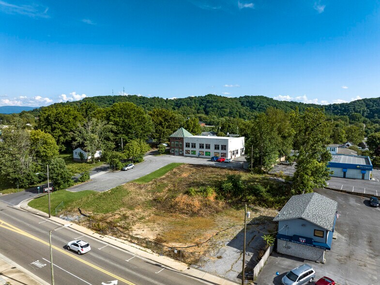 2312 State st, Bristol, TN à louer - Photo du bâtiment - Image 2 de 14