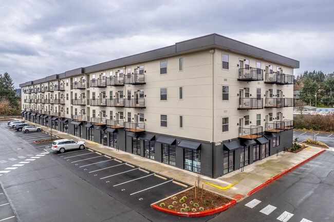 More details for 5765 Commercial St SE, Salem, OR - Retail for Lease