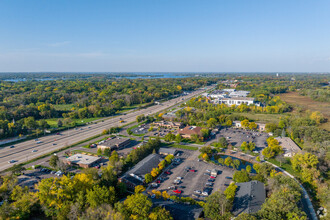 600 Twelve Oaks Center Dr, Wayzata, MN - Aérien  Vue de la carte - Image1