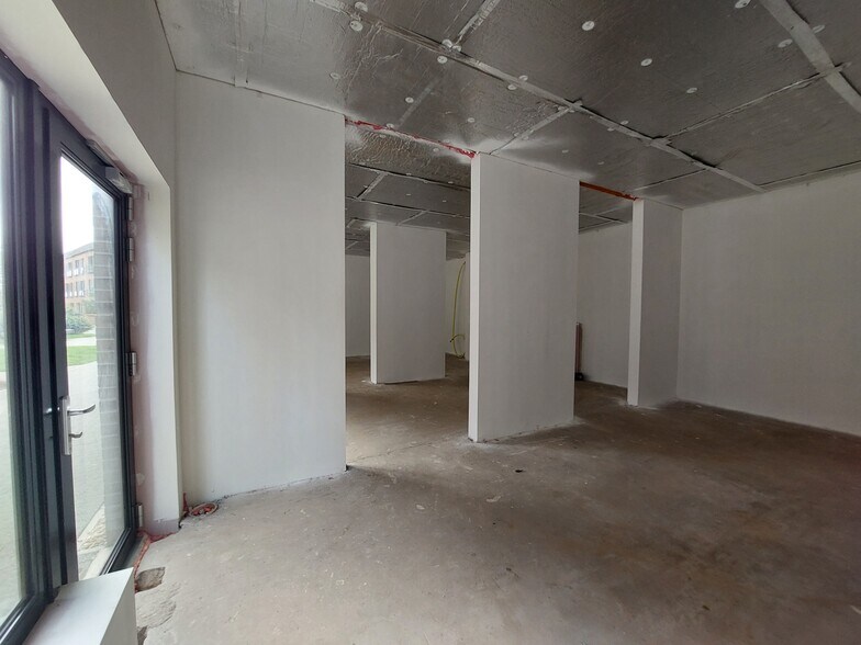 Waterfront Plaza, Edinburgh à louer - Photo du bâtiment - Image 2 de 5