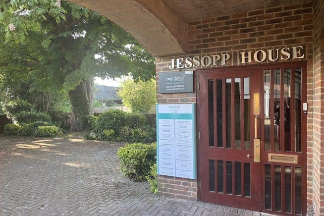 26-28 Mill Ln, Wimborne for lease - Building Photo - Image 2 of 2