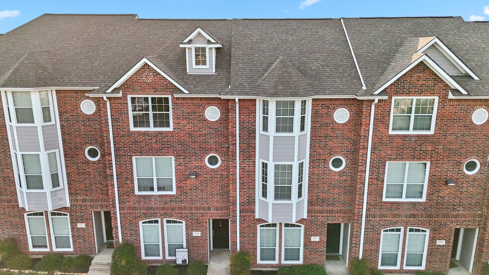 1198 Jones Butler Rd, College Station, TX à vendre - Photo du bâtiment - Image 3 de 23