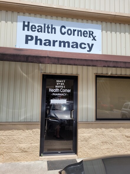 30417 5th St, Fulshear, TX for lease - Building Photo - Image 2 of 24