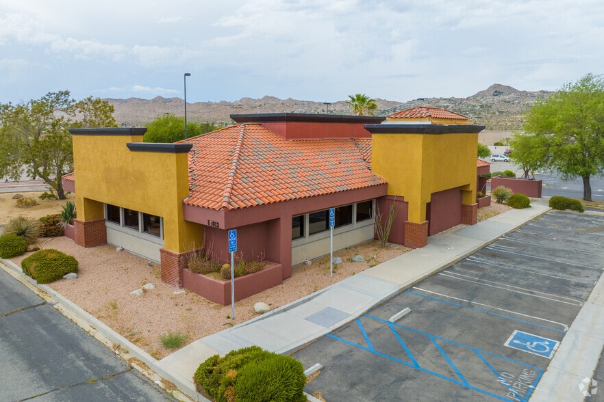 58012 29 Palms Hwy, Yucca Valley, CA for sale - Building Photo - Image 3 of 10