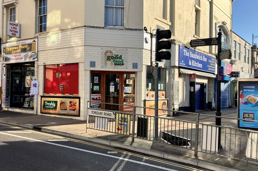 1 Victoria St, Paignton à louer - Photo principale - Image 1 de 2