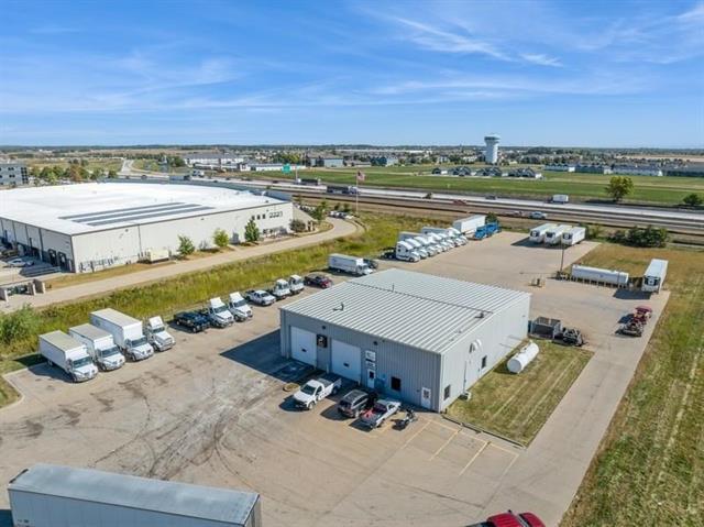 2740 Stoner Ct, North Liberty, IA for lease - Building Photo - Image 2 of 36