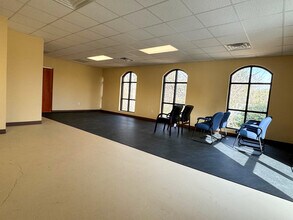 1930 Powder Springs Rd, Marietta, GA à louer Photo intérieure- Image 1 de 17