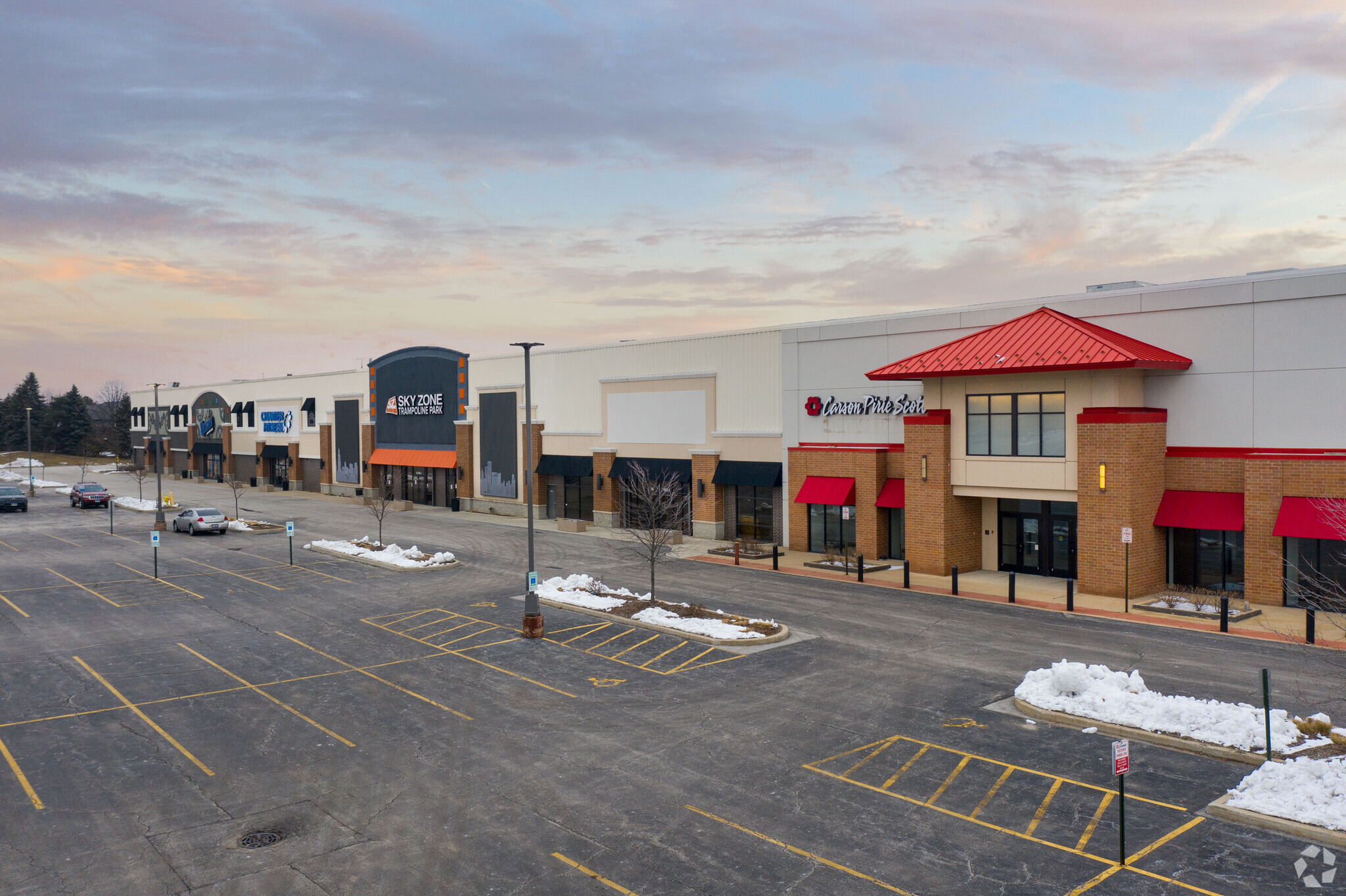 66 Orland Square Dr, Orland Park, IL for lease Primary Photo- Image 1 of 11