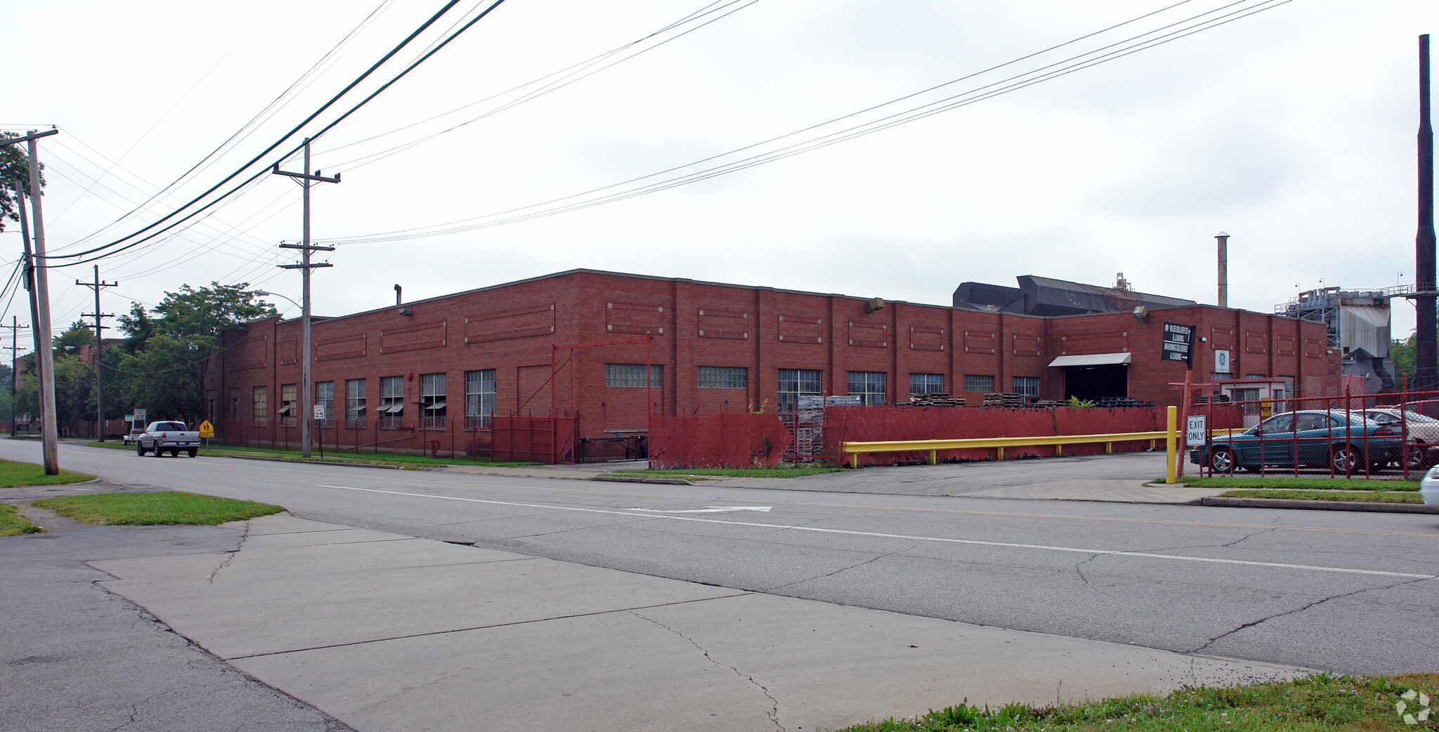 403 N Main St, Niles, OH for sale Building Photo- Image 1 of 1