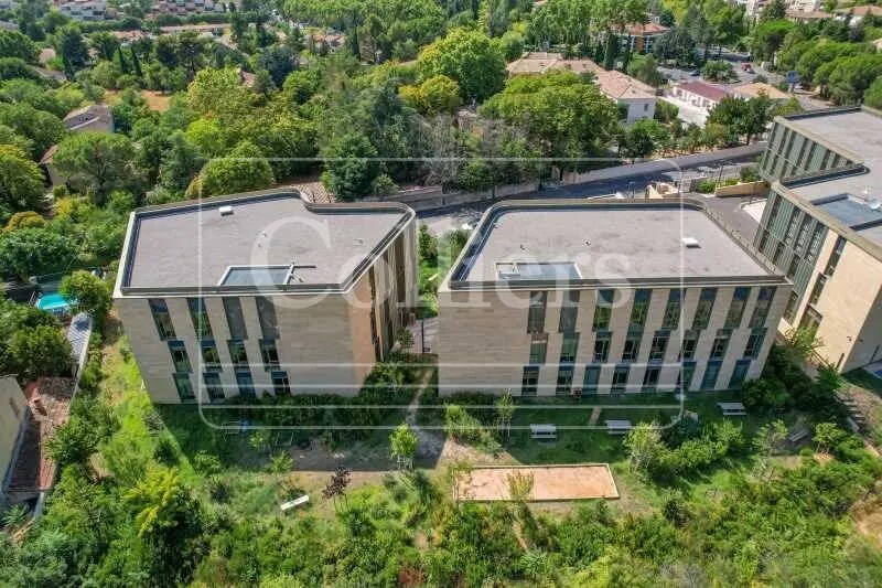 851 Allée De Pomone, Aix-en-Provence à louer - Photo du bâtiment - Image 3 de 3