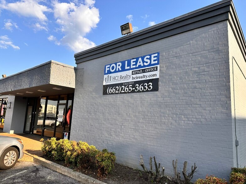 1993-1995 Union Ave, Memphis, TN à louer - Photo du bâtiment - Image 2 de 6