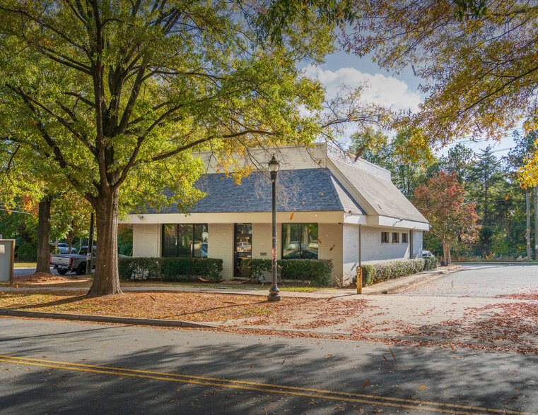 1111 The Plaza, Charlotte, NC for lease - Building Photo - Image 1 of 7