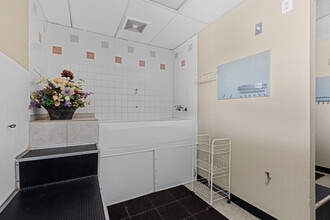 8212-8220 Fair Oaks Blvd, Carmichael, CA for lease Building Photo- Image 2 of 5