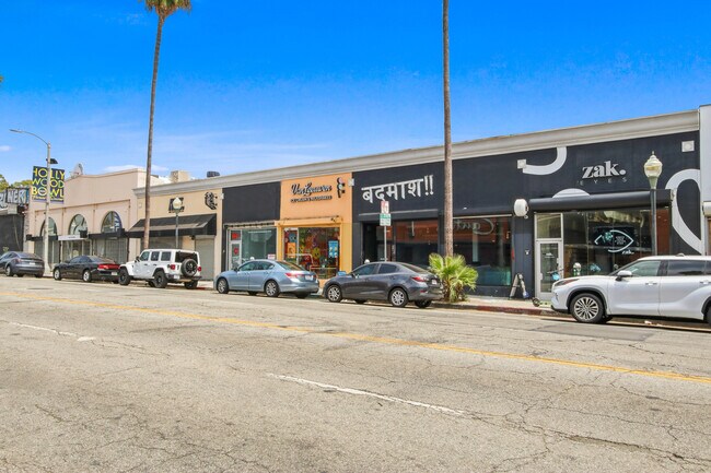 More details for 416-424 N Fairfax Ave, Los Angeles, CA - Retail, Flex for Lease
