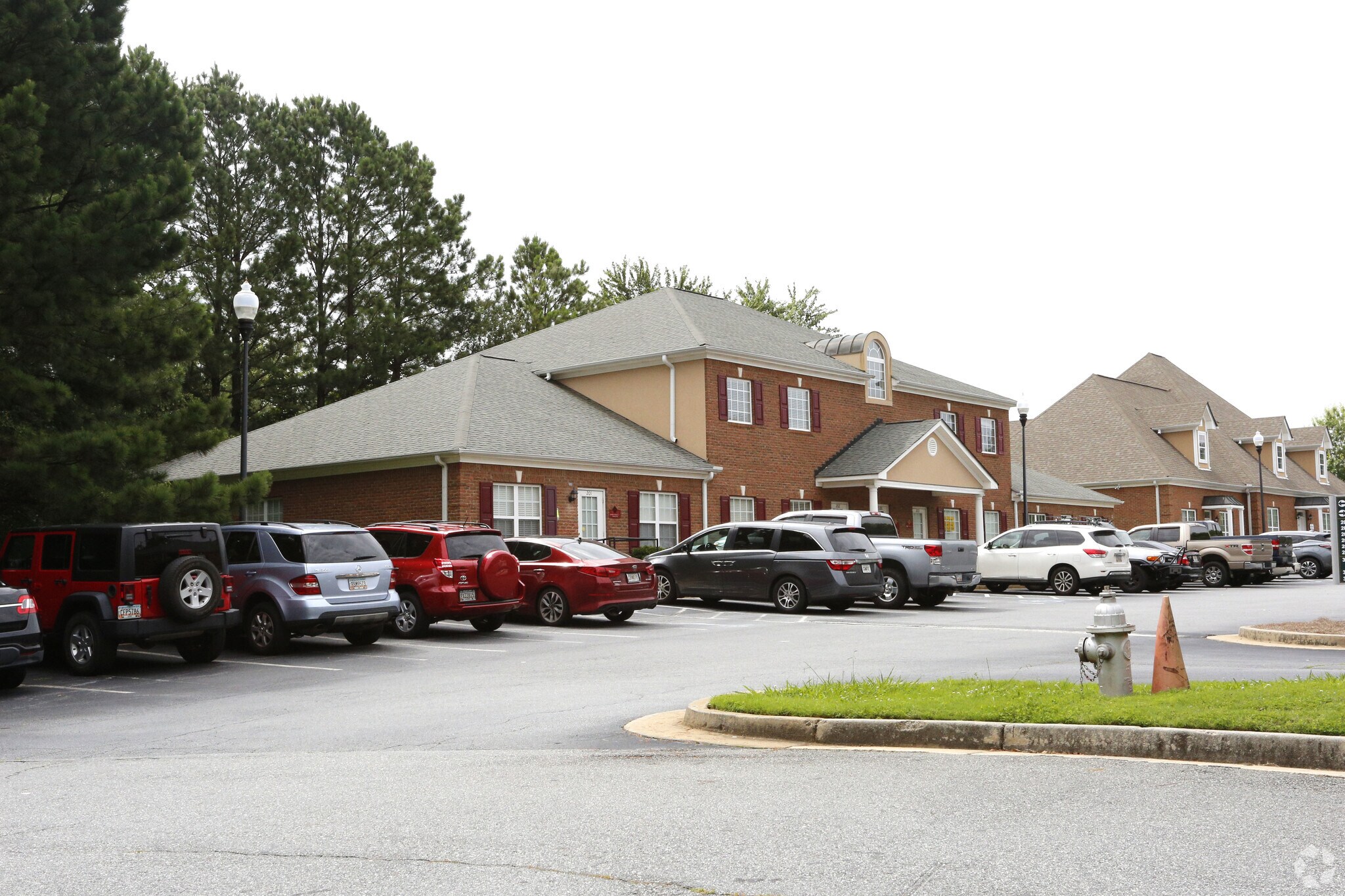 3745 Cherokee St, Kennesaw, GA for lease Primary Photo- Image 1 of 7