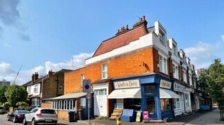 Plus de détails pour 32-36 Coombe Rd, Kingston Upon Thames - Commerce de détail à louer