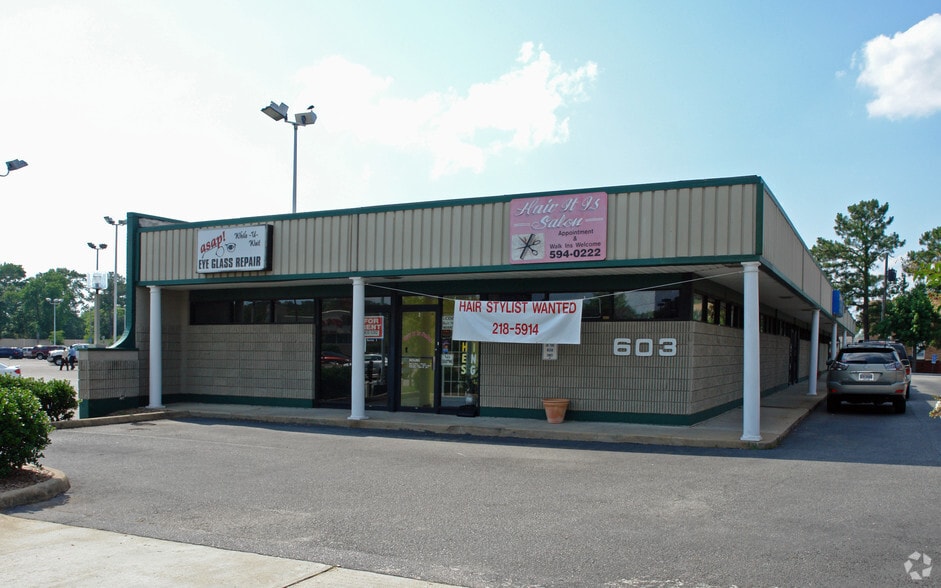 603 J Clyde Morris Blvd, Newport News, VA for lease - Primary Photo - Image 1 of 19