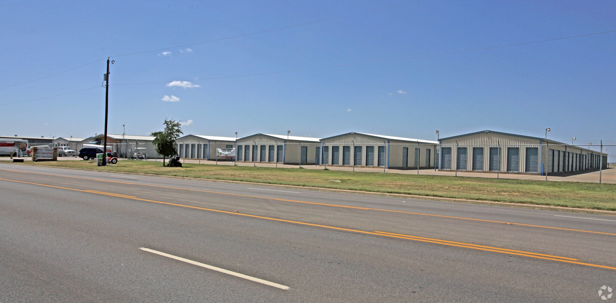 925 N Nolan River Rd, Cleburne, TX à vendre Photo principale- Image 1 de 3