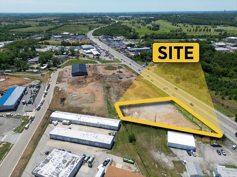 3060 Lexington Rd, Nicholasville, KY à vendre - Photo du bâtiment - Image 2 de 3