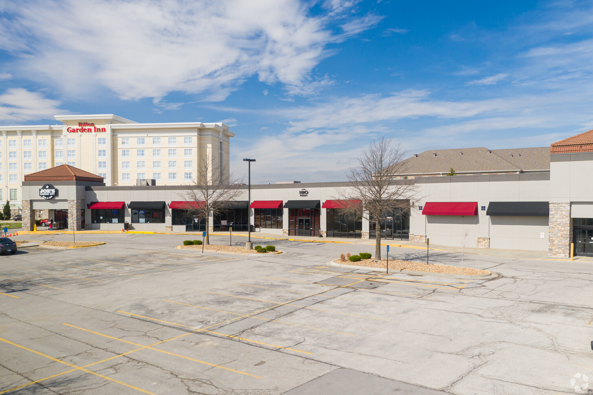 11912-11950 Strang Line Rd, Olathe, KS for lease Building Photo- Image 1 of 21