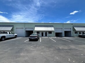 1200-1340 Stirling Rd, Dania Beach, FL à louer Photo du bâtiment- Image 1 de 2