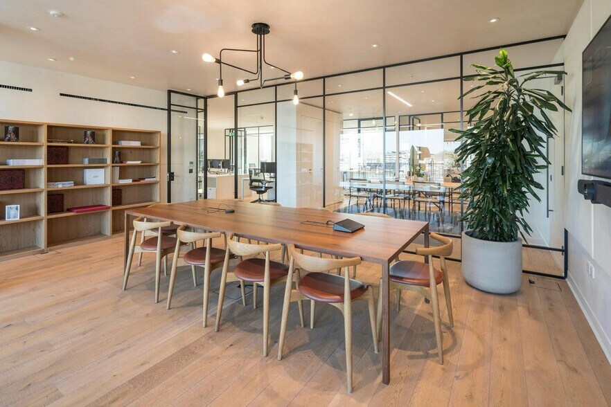 1 Aylesbury St, Londres à louer - Photo du bâtiment - Image 2 de 35