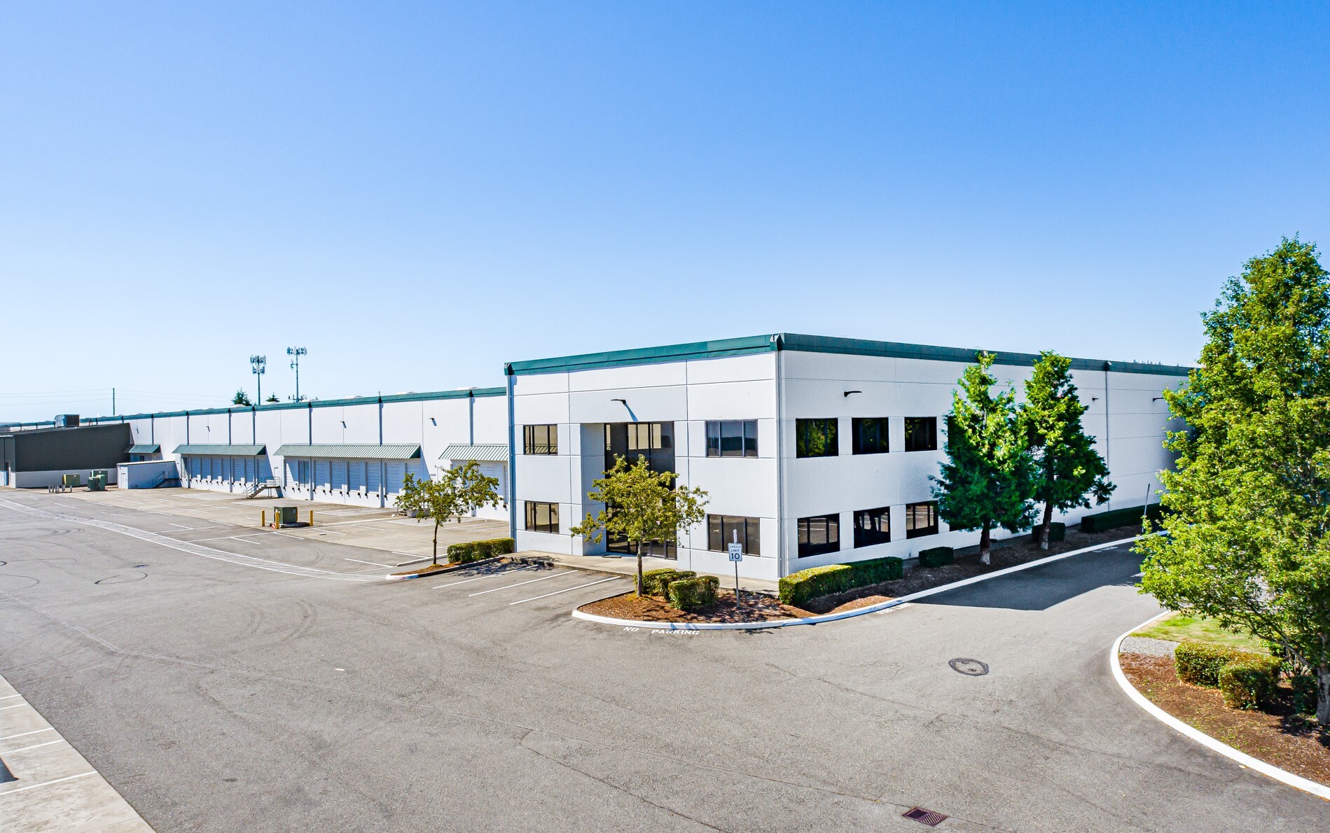 2205 70th Ave E, Fife, WA for lease Primary Photo- Image 1 of 9