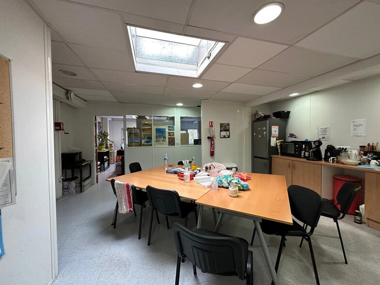 Bureau dans Aubagne à vendre - Photo intérieure - Image 3 de 4