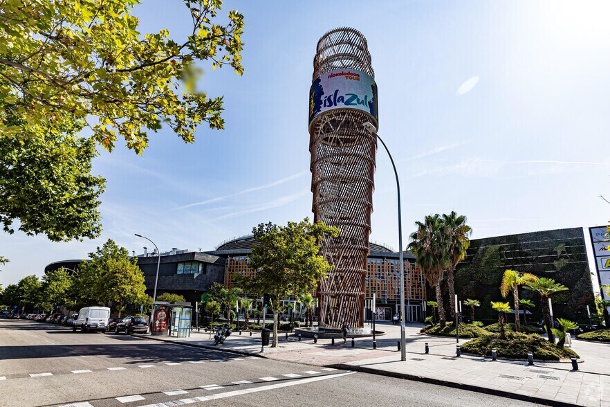 Calle de la Calderilla, 1, Madrid, Madrid à louer - Photo du bâtiment - Image 3 de 4