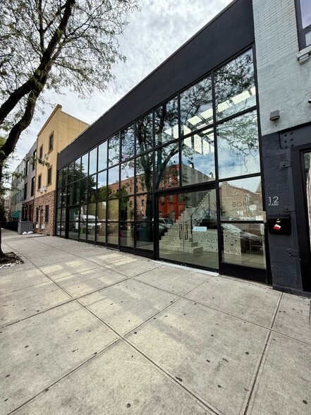 845 Broadway, Brooklyn, NY for lease - Building Photo - Image 2 of 16