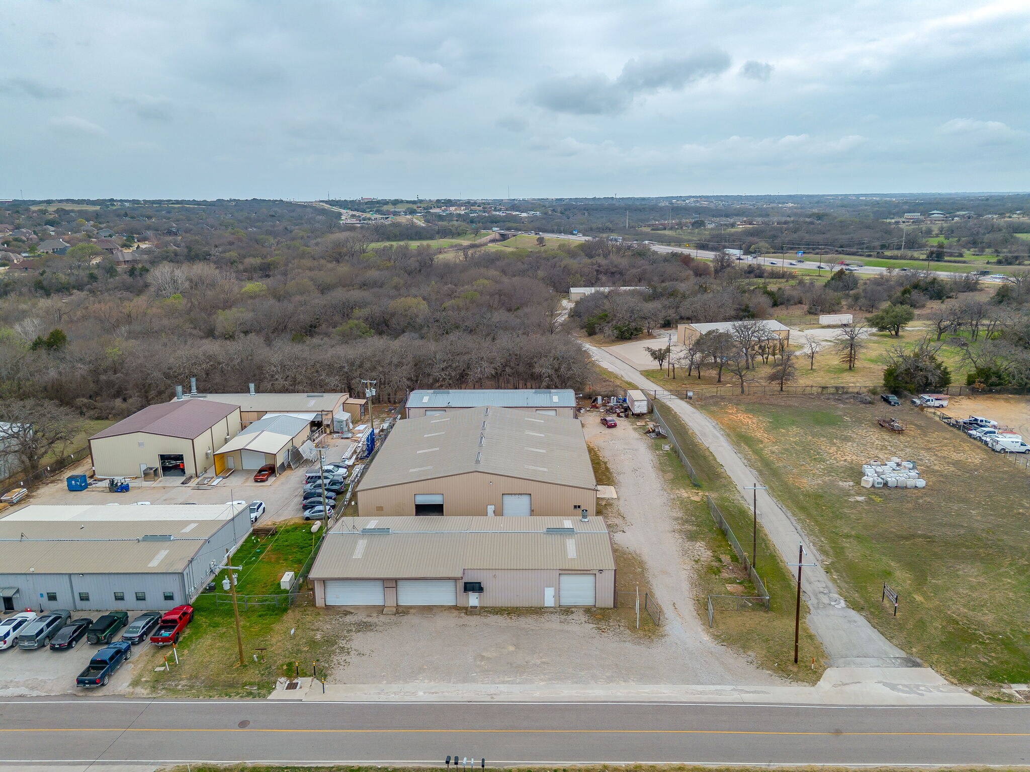 1814 Barnett Dr, Weatherford, TX à louer Photo du bâtiment- Image 1 de 28