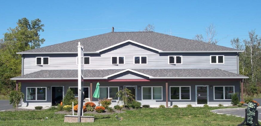 730 Lenox Ave, Oneida, NY à vendre - Photo du bâtiment - Image 2 de 35