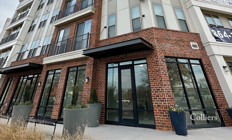 500 Congaree Rd, Greenville, SC à louer - Photo du bâtiment - Image 3 de 6
