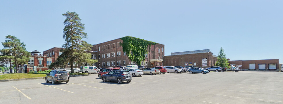 16 Edward St S, Arnprior, ON for lease - Building Photo - Image 2 of 9