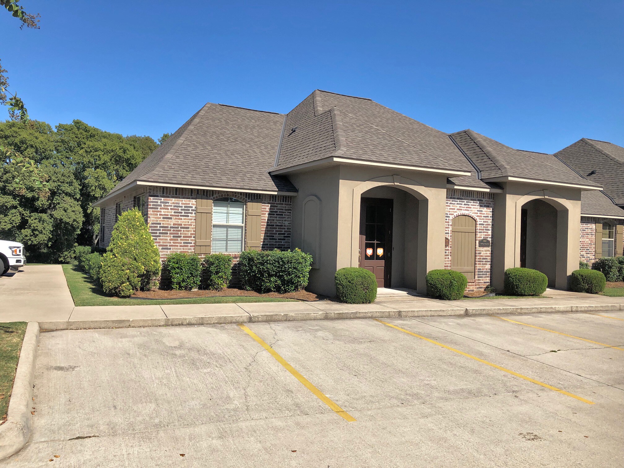 7591 Fern Ave, Shreveport, LA for lease Building Photo- Image 1 of 11