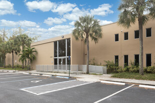 14820 NW 60th Ave, Miami Lakes FL - Services immobiliers commerciaux