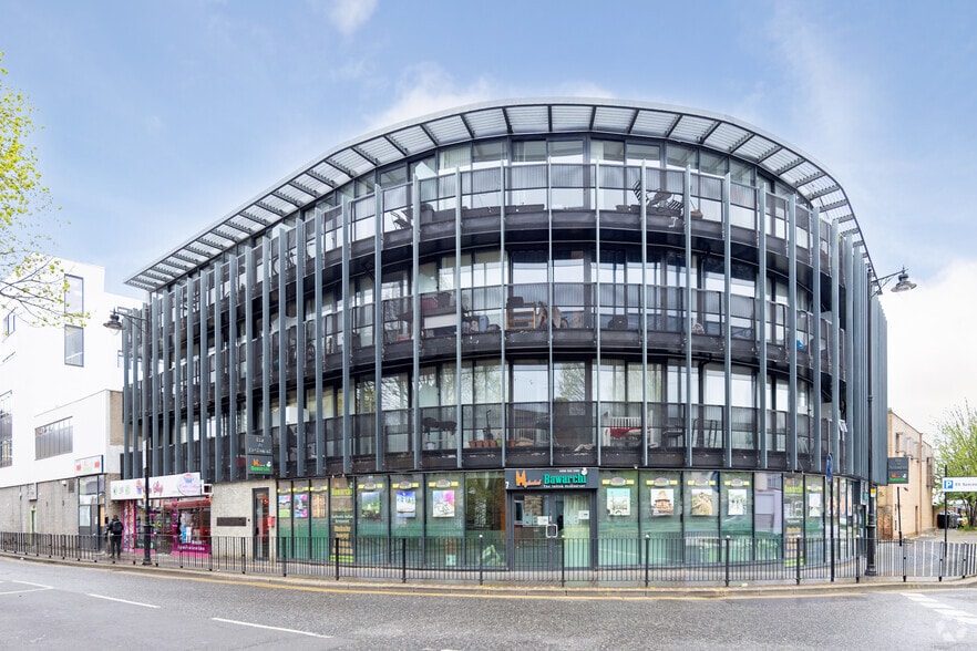 3-5 Ron Leighton Way, London for lease - Building Photo - Image 1 of 15