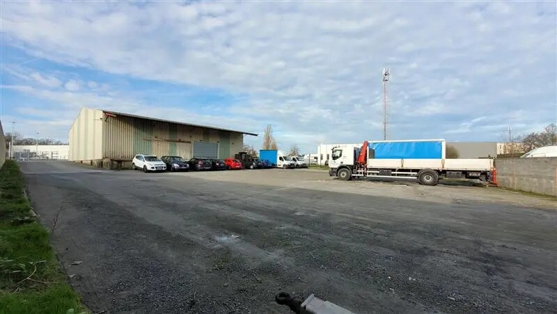 Flex dans Vertou à louer Photo du bâtiment- Image 1 de 10