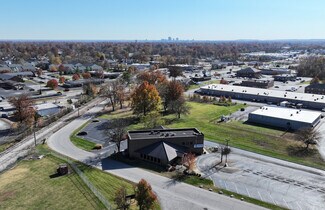 More details for 710 Pilsbury Ln, New Albany, IN - Retail for Sale